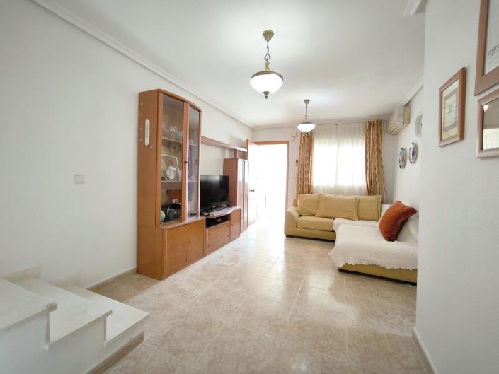 Image No.6-3 Bed Townhouse for sale