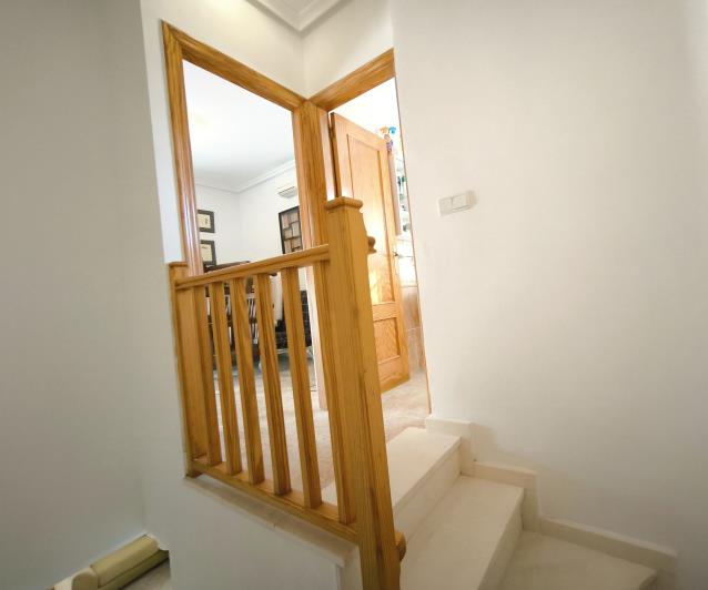 Image No.25-3 Bed Townhouse for sale