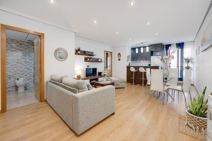 Image No.4-2 Bed Apartment for sale