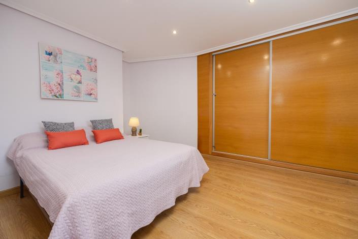 Image No.23-2 Bed Apartment for sale