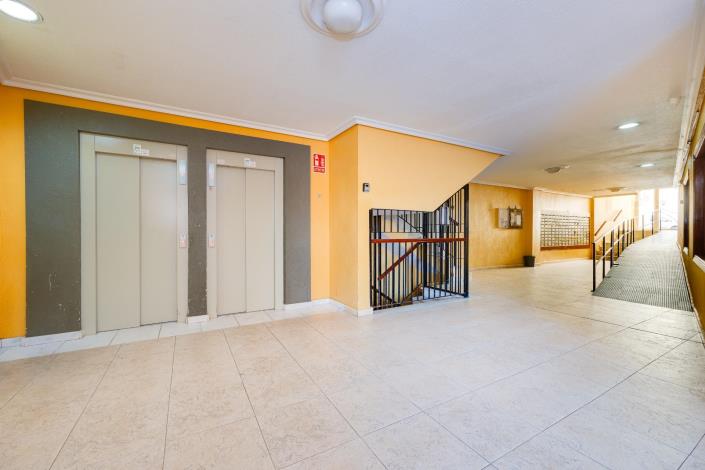 Image No.34-2 Bed Apartment for sale