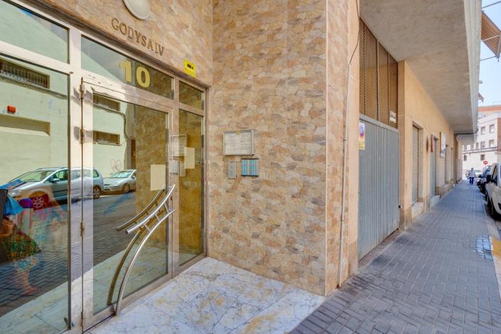 Image No.36-2 Bed Apartment for sale