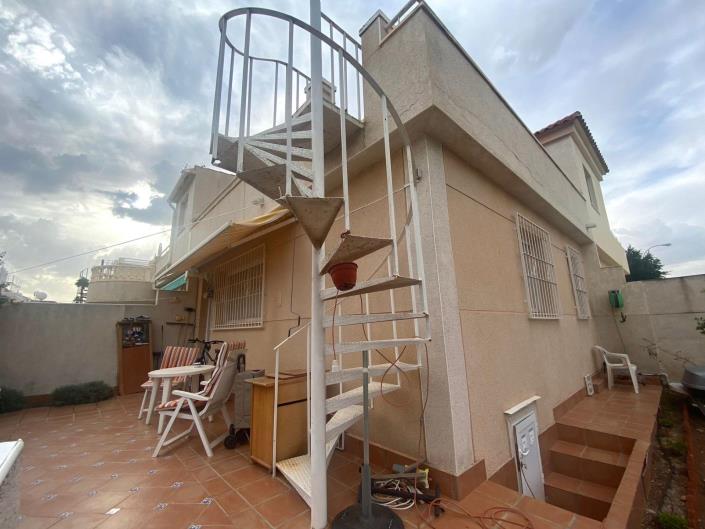 Image No.3-2 Bed Townhouse for sale