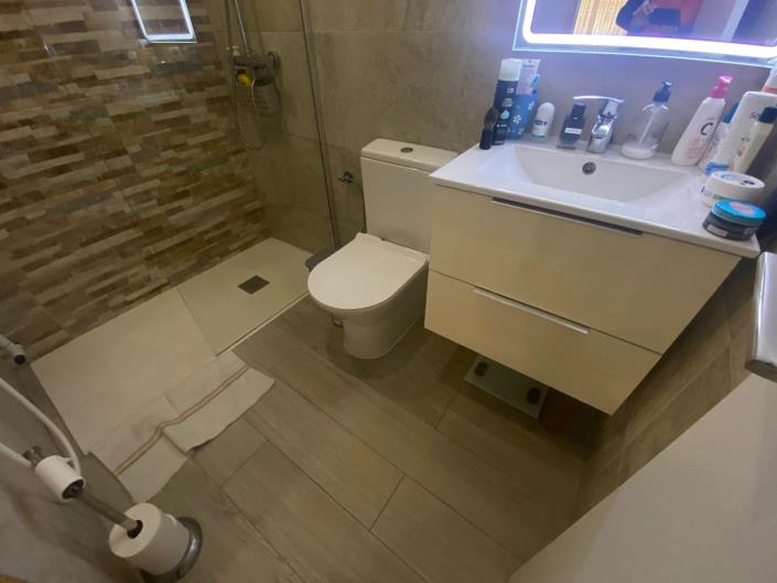 Image No.27-2 Bed Townhouse for sale