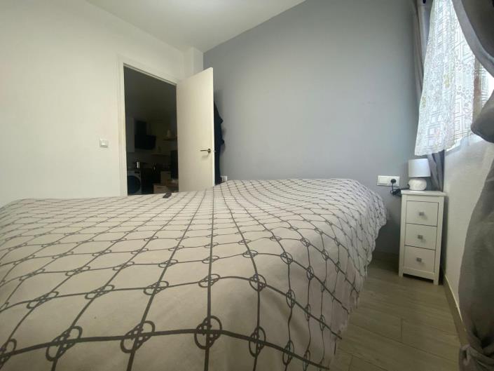 Image No.33-2 Bed Townhouse for sale