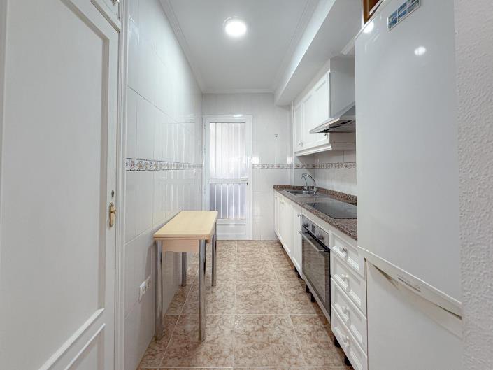 Image No.20-2 Bed Apartment for sale