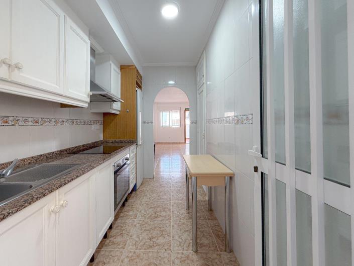 Image No.21-2 Bed Apartment for sale