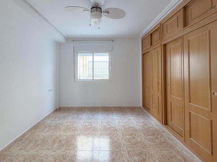 Image No.23-2 Bed Apartment for sale