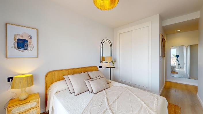 Image No.9-3 Bed Apartment for sale