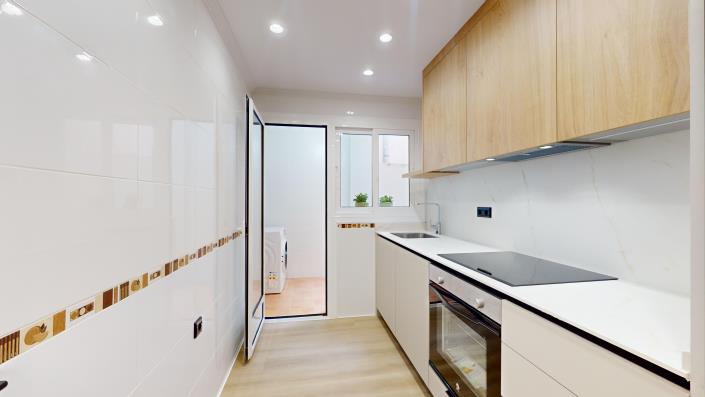 Image No.15-3 Bed Apartment for sale