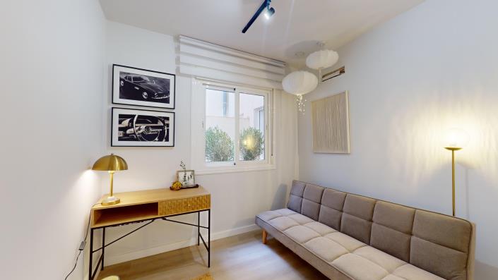 Image No.17-3 Bed Apartment for sale