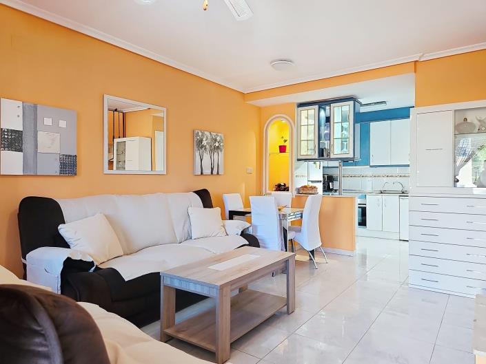 Image No.8-2 Bed Townhouse for sale