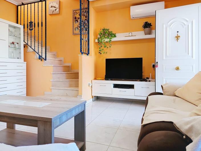 Image No.9-2 Bed Townhouse for sale