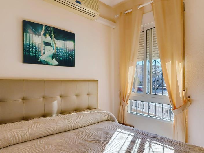 Image No.14-2 Bed Townhouse for sale