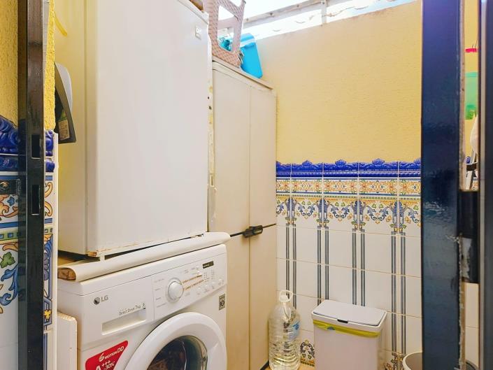 Image No.19-2 Bed Townhouse for sale