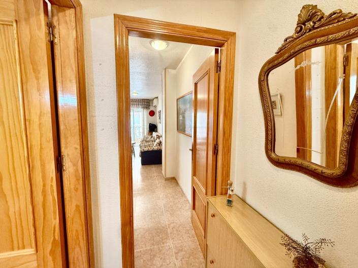 Image No.2-Appartement de 2 chambres à vendre à Torrevieja