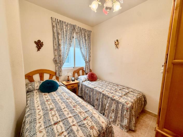 Image No.19-Appartement de 2 chambres à vendre à Torrevieja