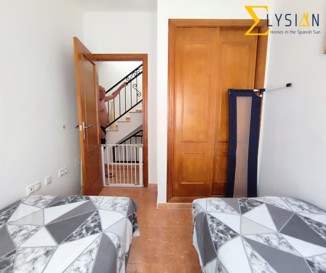 Image No.13-3 Bed Townhouse for sale