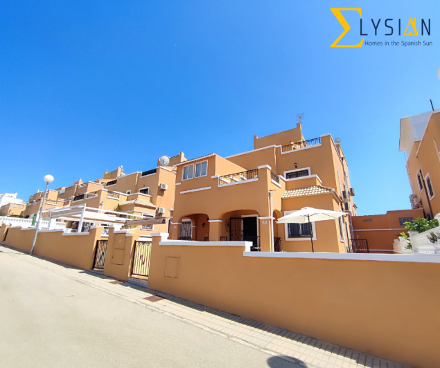 Image No.22-3 Bed Townhouse for sale