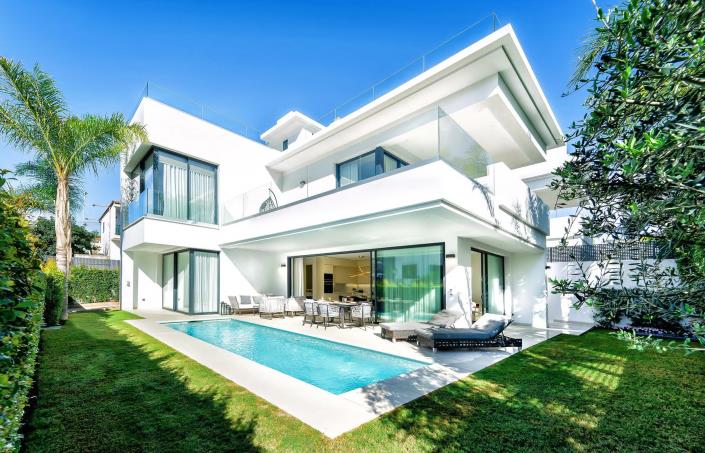 Image No.1-Villa de 4 chambres à vendre à Marbella