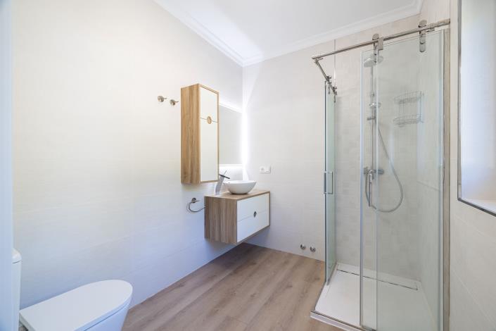 Image No.18-4 Bed Villa for sale