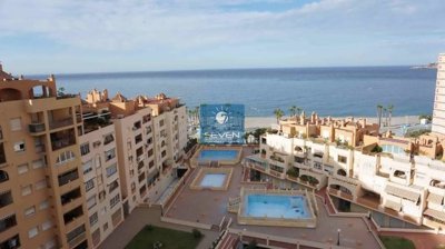 1 - Grenade, Penthouse