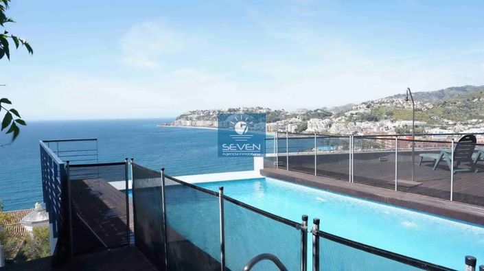 Image No.1-4 Bed Villa for sale