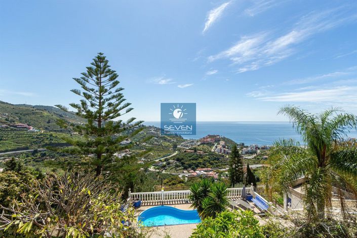 Image No.1-5 Bed Villa for sale