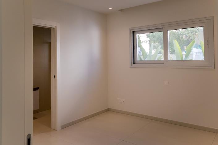 Image No.26-2 Bed Duplex for sale