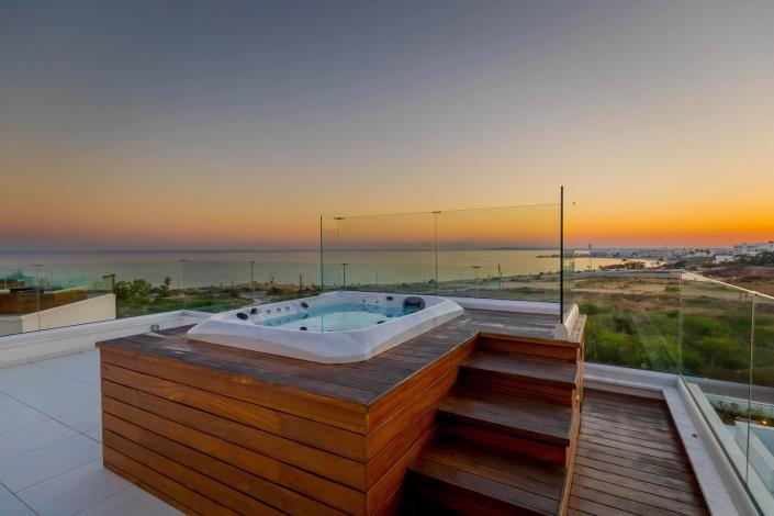 Image No.17-3 Bed Villa for sale