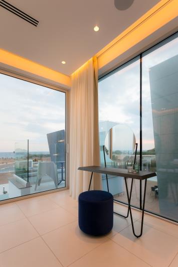 Image No.29-3 Bed Villa for sale