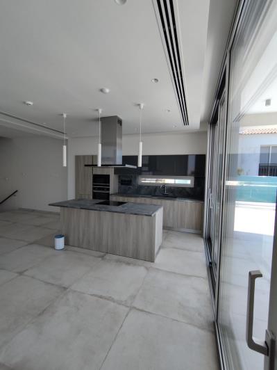 Image No.11-4 Bed Villa for sale