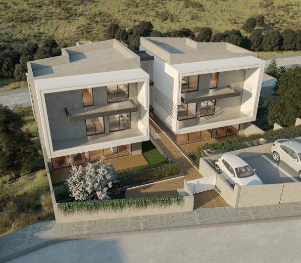 Image No.3-Duplex de 3 chambres à vendre à Attique