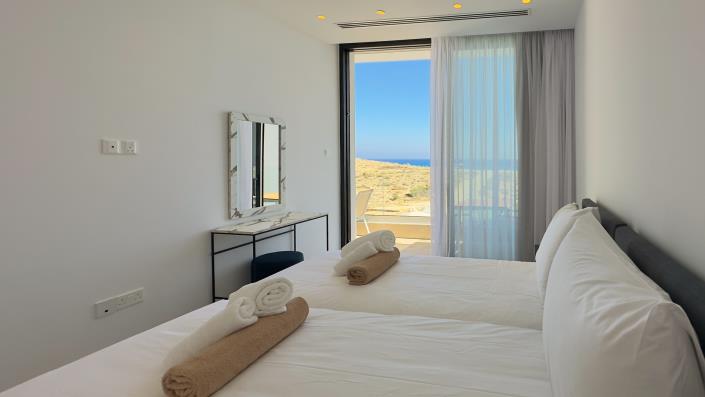 Image No.27-4 Bed Villa / Detached for sale