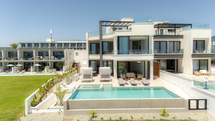 Image No.1-4 Bed Villa / Detached for sale