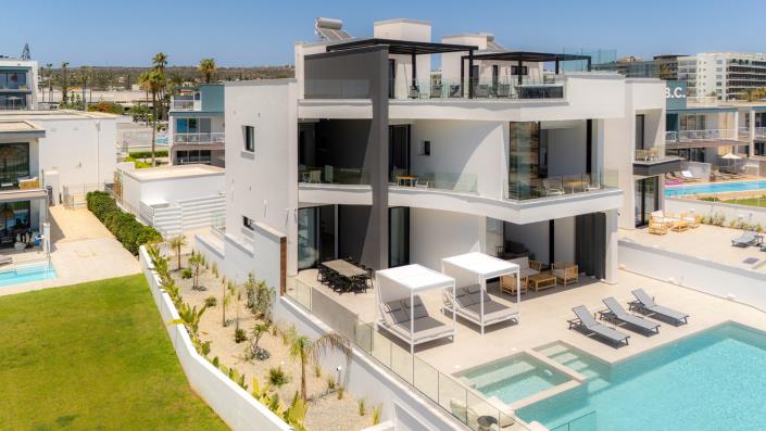 Image No.4-4 Bed Villa / Detached for sale