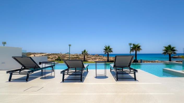 Image No.12-4 Bed Villa / Detached for sale