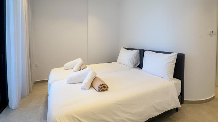 Image No.54-4 Bed Villa / Detached for sale