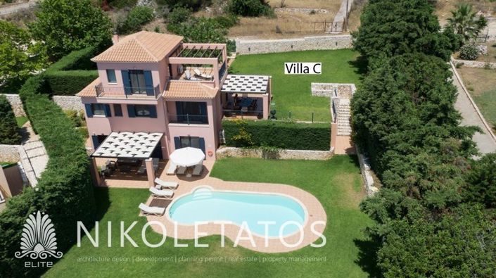 Image No.2-5 Bed Villa for sale