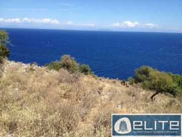 1 - Kefalonia, Plot