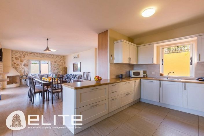 Image No.8-4 Bed Villa for sale