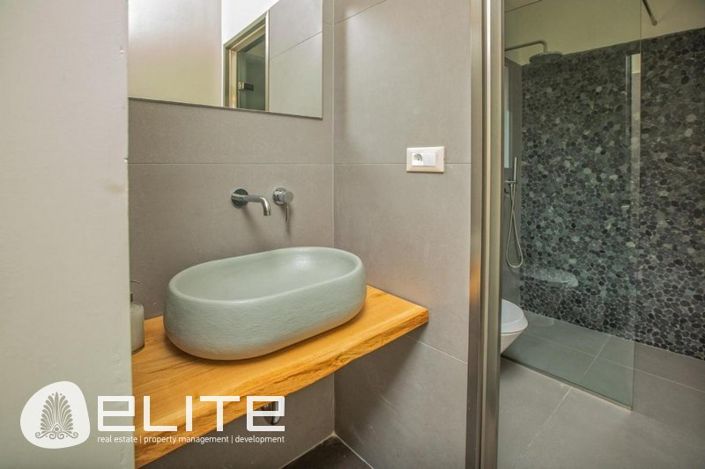 Image No.18-2 Bed Villa for sale