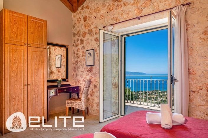 Image No.10-4 Bed Villa for sale