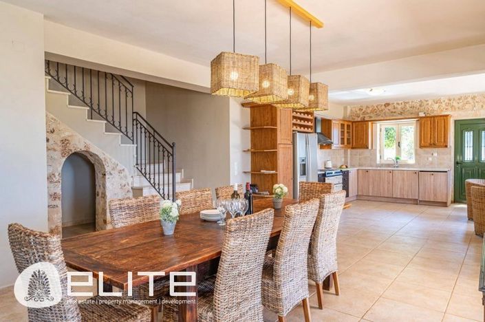 Image No.5-4 Bed Villa for sale