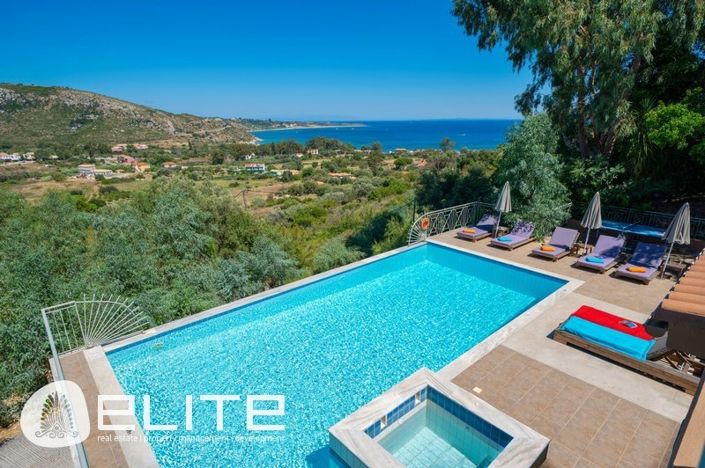 Image No.3-4 Bed Villa for sale