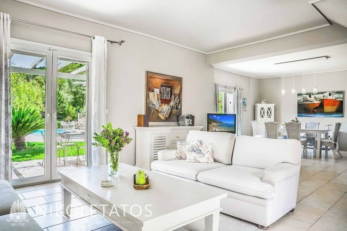 Image No.3-3 Bed Villa for sale