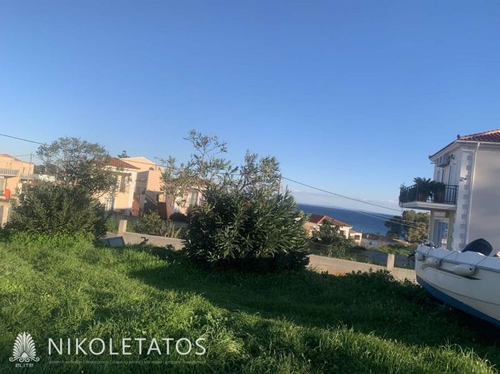 Image No.13-2 Bed Property for sale