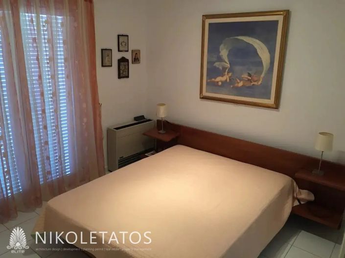 Image No.13-3 Bed House for sale