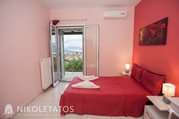 Image No.9-3 Bed House for sale