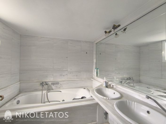 Image No.18-2 Bed Villa for sale